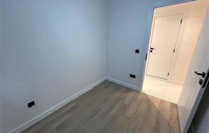 İDEALTEPE'DE YENİ BİNADA İÇİ FULL YENİLENMİŞ LÜX KONSEPT 2+1