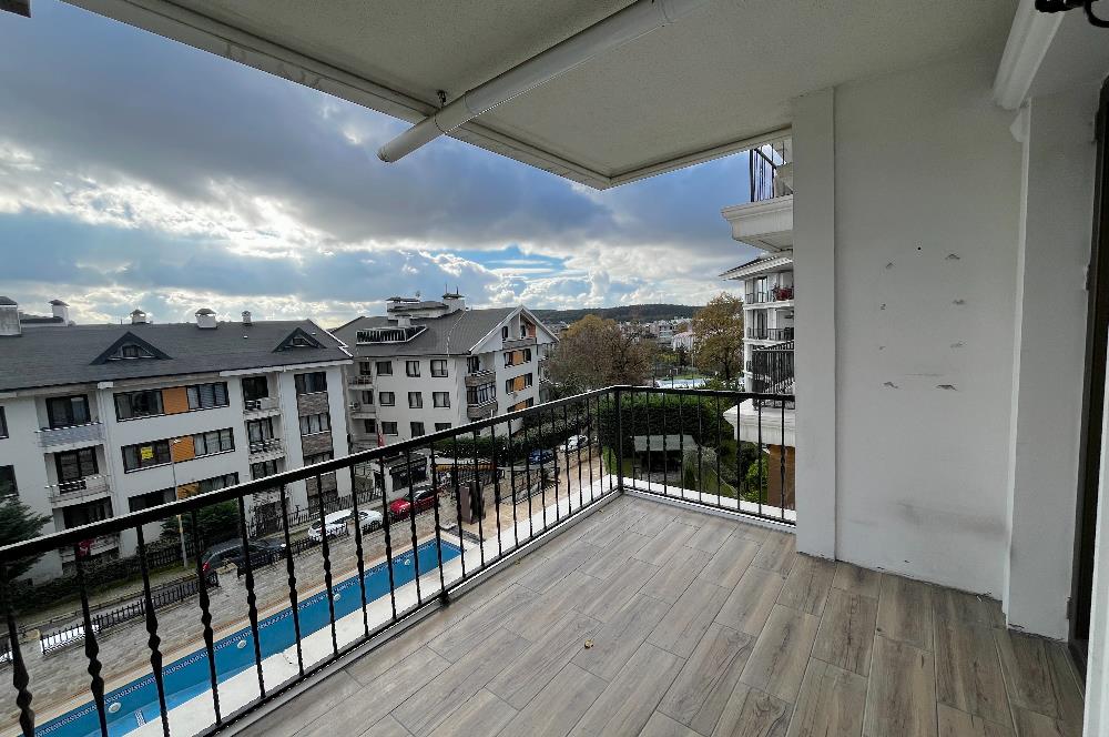 C21'DEN METROYA YÜRÜME MESAFESİNDE 210 M2 TAKASA UYGUN 4+1