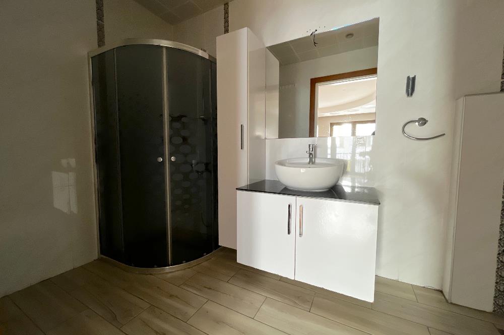 C21'DEN METROYA YÜRÜME MESAFESİNDE 210 M2 TAKASA UYGUN 4+1