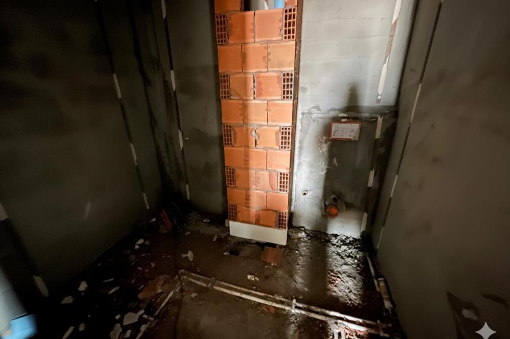 ALTINTEPE'DE MARMARAYA YÜRÜME MESAFESİNDE 4.KATTA 1+1