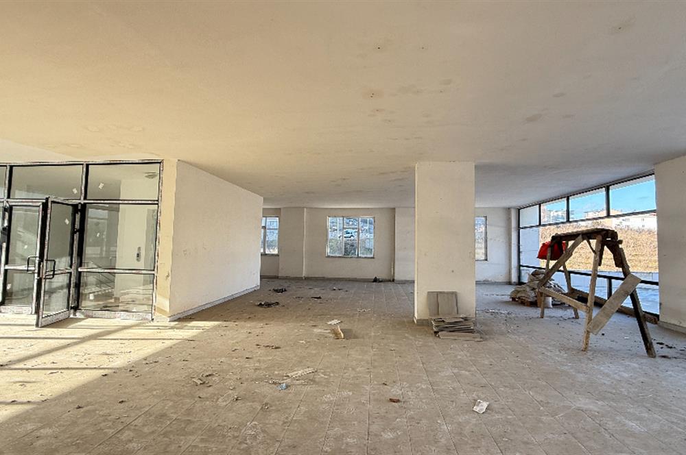 TRABZON YOMRA'DA 700M2 AÇIK TERASLI İŞYERİ
