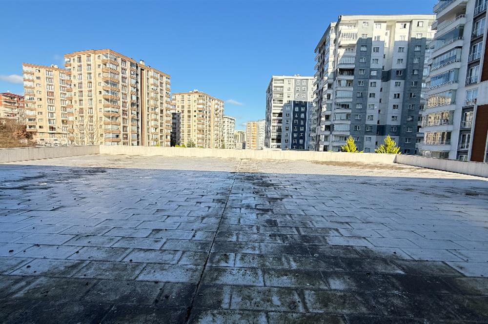 TRABZON YOMRA'DA 700M2 AÇIK TERASLI İŞYERİ