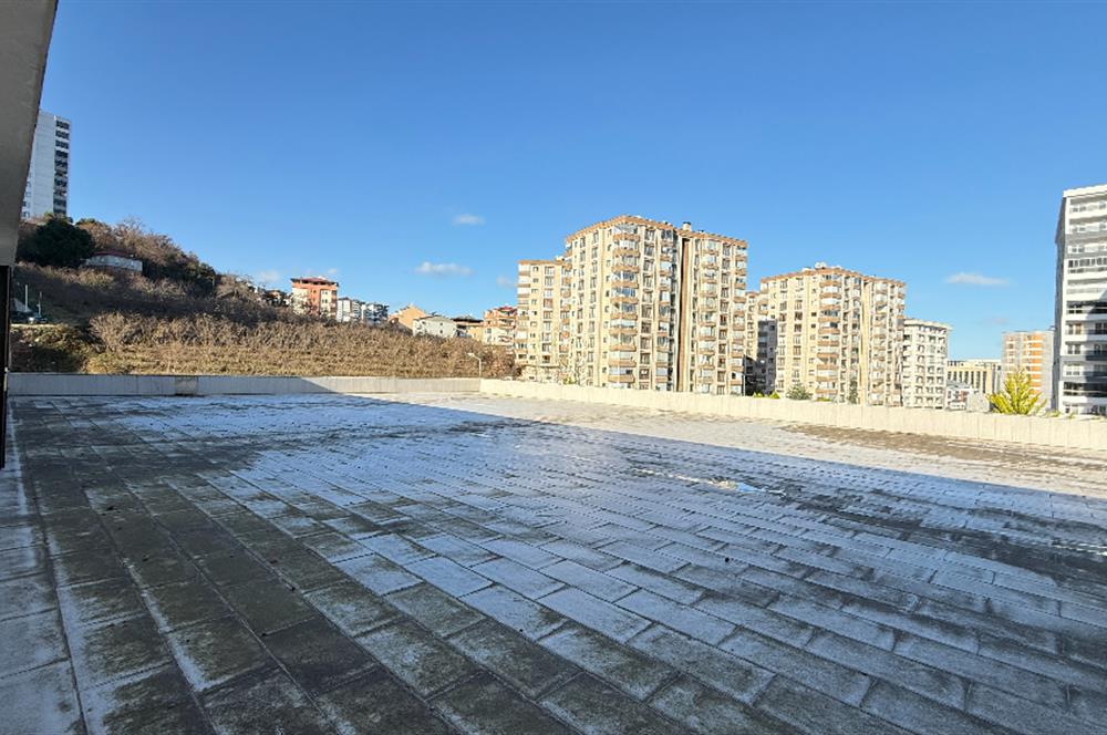 TRABZON YOMRA'DA 700M2 AÇIK TERASLI İŞYERİ