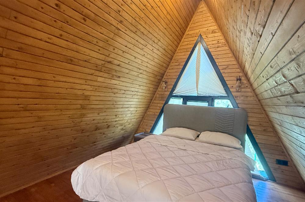 TRABZON YOMRA İKİSU'DA DOĞA İÇİNDE SATILIK BUNGALOV