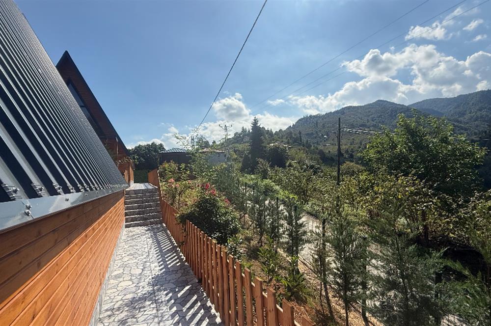 TRABZON YOMRA İKİSU'DA DOĞA İÇİNDE SATILIK BUNGALOV