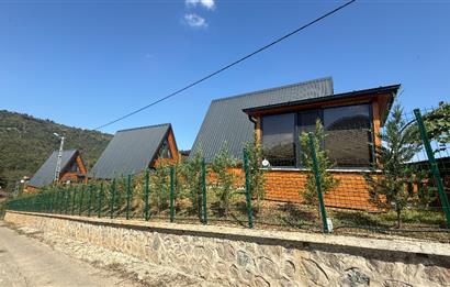 TRABZON YOMRA İKİSU'DA DOĞA İÇİNDE SATILIK BUNGALOV