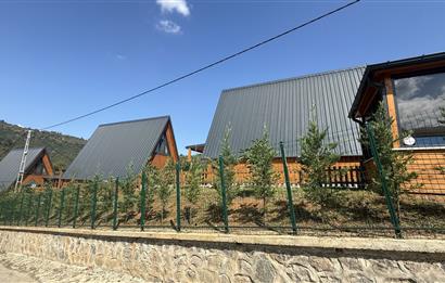 TRABZON YOMRA İKİSU'DA DOĞA İÇİNDE SATILIK BUNGALOV