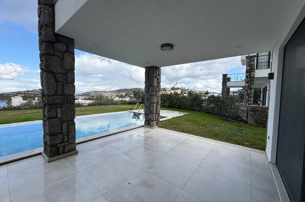 Bodrum Yalıkavak Tilkicik Denize 500m Yürüme Mesafesinde Özel Havuzlu Deniz Manzaralı Yıllık Kiralık Tam Müstakil Villa