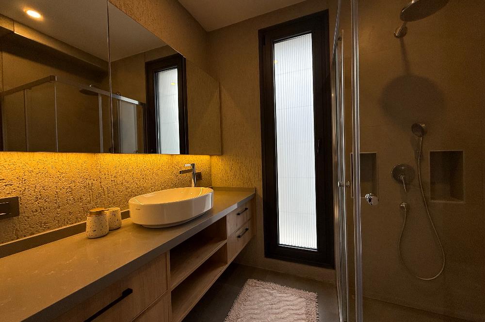 Bodrum Yalıkavak Tilkicik Denize 500m Yürüme Mesafesinde Özel Havuzlu Deniz Manzaralı Yıllık Kiralık Tam Müstakil Villa