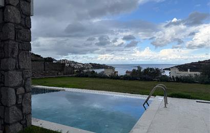 Bodrum Yalıkavak Tilkicik Denize 500m Yürüme Mesafesinde Özel Havuzlu Deniz Manzaralı Yıllık Kiralık Tam Müstakil Villa