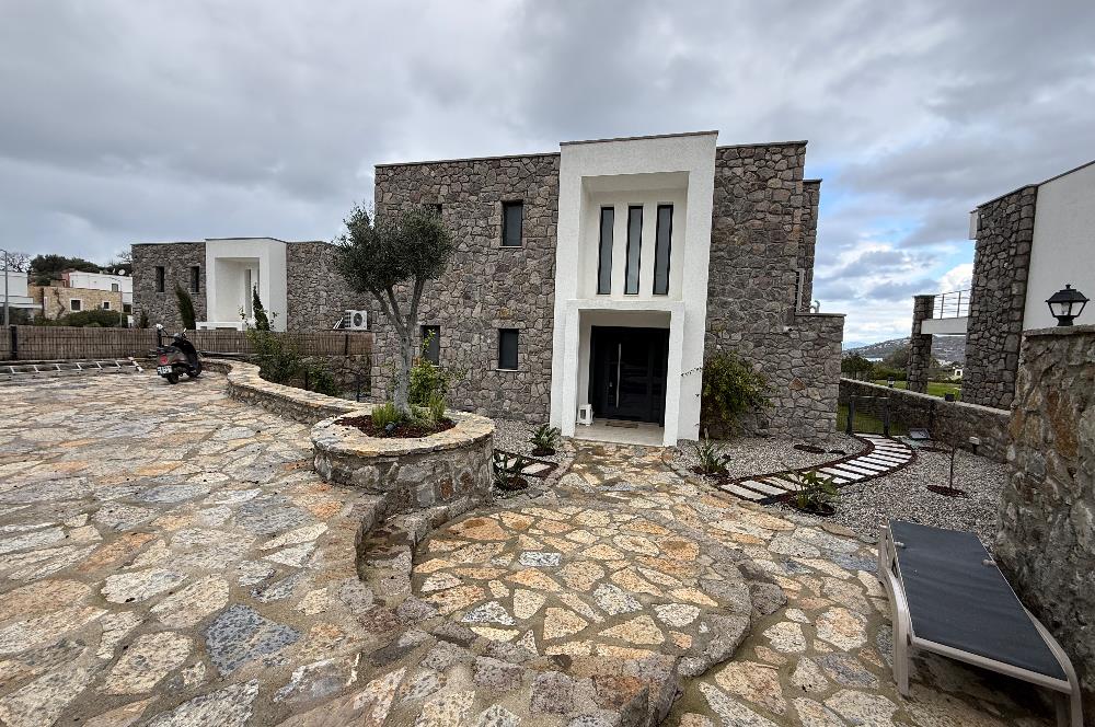 Bodrum Yalıkavak Tilkicik Denize 500m Yürüme Mesafesinde Özel Havuzlu Deniz Manzaralı Yıllık Kiralık Tam Müstakil Villa