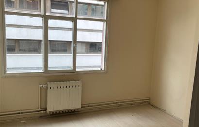 ATATÜRK BULVARIN'DA PRESTİJLİ KONUMDA 2+1 DAİRE OFİS