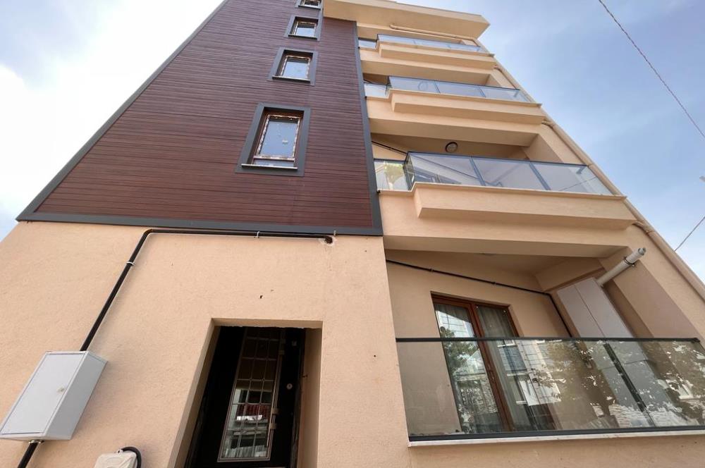 CENTURY 21'DEN KEMERBURGAZDA YENİ BİNA METROYA YAKIN 2.KAT DAİRE