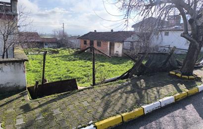 C21BAL'DAN KEPSUT YENİCEDE ANA YOL ÜZERİNDE 312,22 m² ARSA