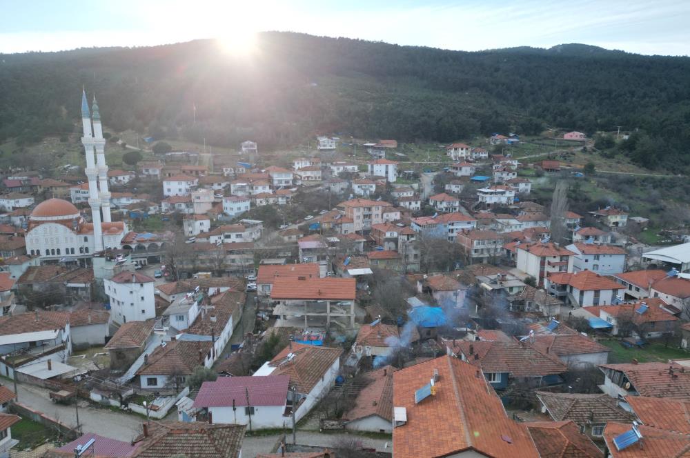 C21 BAL'DAN İVRİNDİ KORUCUDA 2 KAT İMARLI, 304 m² SATILIK ARSA