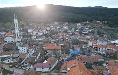 C21 BAL'DAN İVRİNDİ KORUCUDA 2 KAT İMARLI, 304 m² SATILIK ARSA