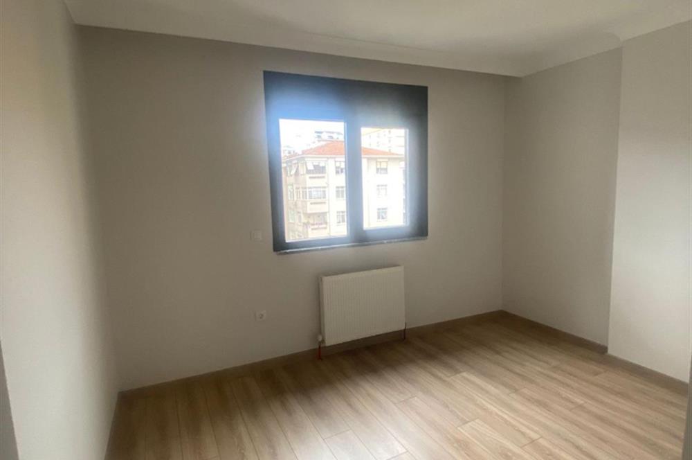 BOSTANCI MERKEZDE 7. KAT ULTRA LÜKS AYRI MUTFAKLI 3+1