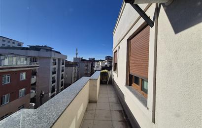 PENDİK ESENLER'DE EMSALSİZ KATTA TEK 2+1 SATILIK DAİRE