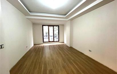 KÜÇÜKYALI'NIN MERKEZİNDE O BİNADA ARA KAT LÜX 2+1