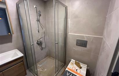 MİNİBÜSE , METROYA YÜRÜME MESAFELİ GENİŞ AYRI MUTFAKLI 2+1