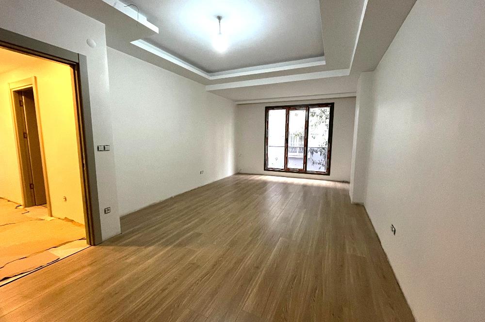 KÜÇÜKYALI'NIN MERKEZİNDE O BİNADA ARA KAT LÜX 2+1