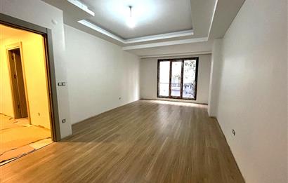 KÜÇÜKYALI'NIN MERKEZİNDE O BİNADA ARA KAT LÜX 2+1