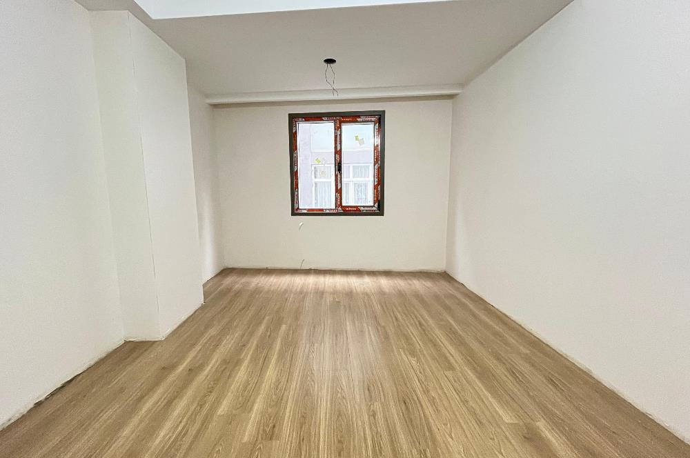 KÜÇÜKYALI'NIN MERKEZİNDE O BİNADA ARA KAT LÜX 2+1
