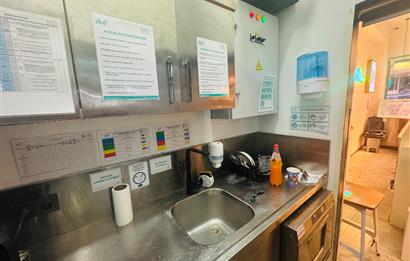 Caddebostan Plaj Yolu'nda 40m² Prestijli Kiralık Dükkan