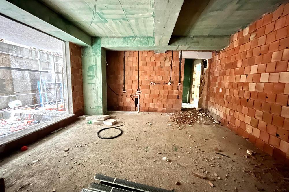 KÜÇÜKYALI'DA MERKEZİ KONUMDA 44M2 FIRSAT 1+1