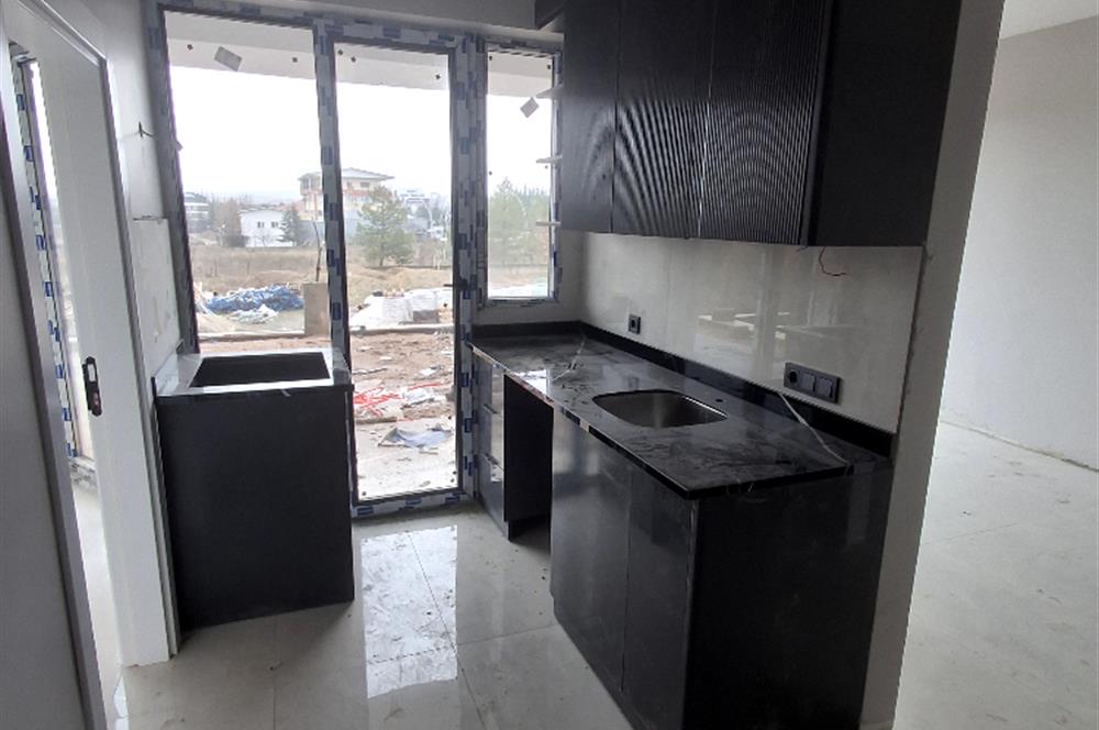 Protokol yolunda 1+1 acil satlık daire