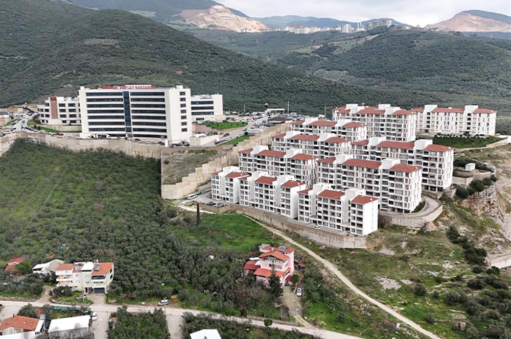 C21 Cius; Hastane TOKİ de Asansörlü 2+1 Satılık Daire