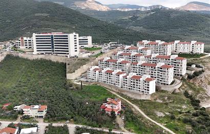 C21 Cius; Hastane TOKİ de Asansörlü 2+1 Satılık Daire