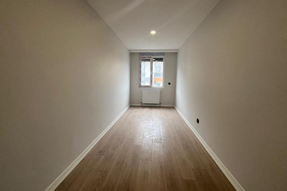 ALTINTEPE'NİN MERKEZİNDE EBEVEYN BANYOLU GÜNEY CEPHE LÜX 3+1