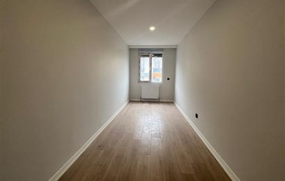 ALTINTEPE'NİN MERKEZİNDE EBEVEYN BANYOLU GÜNEY CEPHE LÜX 3+1