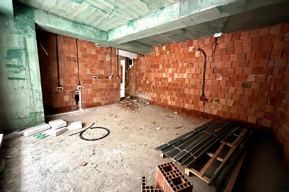 KÜÇÜKYALI'DA MERKEZİ KONUMDA 44M2 FIRSAT 1+1