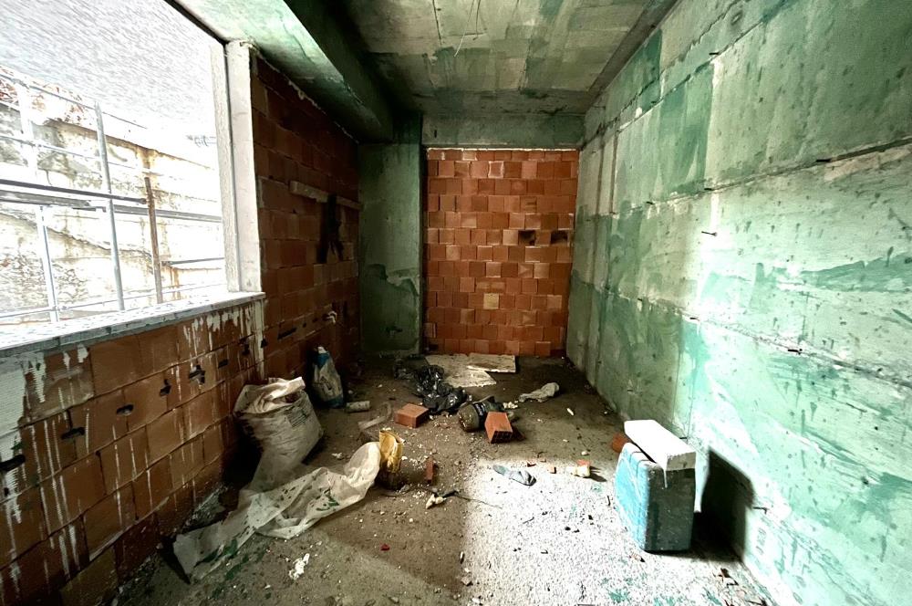 KÜÇÜKYALI'DA MERKEZİ KONUMDA 44M2 FIRSAT 1+1