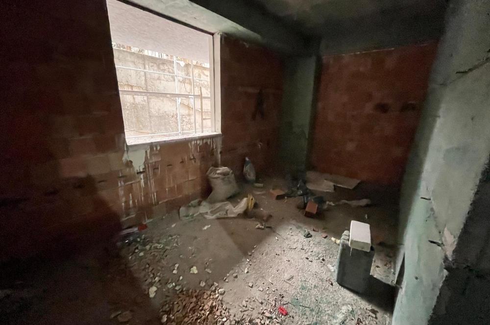 KÜÇÜKYALI'DA MERKEZİ KONUMDA 44M2 FIRSAT 1+1