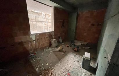 KÜÇÜKYALI'DA MERKEZİ KONUMDA 44M2 FIRSAT 1+1