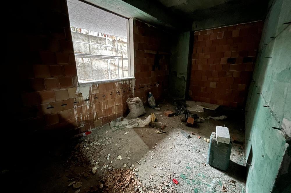 KÜÇÜKYALI'DA MERKEZİ KONUMDA 44M2 FIRSAT 1+1