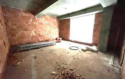 KÜÇÜKYALI'DA MERKEZİ KONUMDA 44M2 FIRSAT 1+1