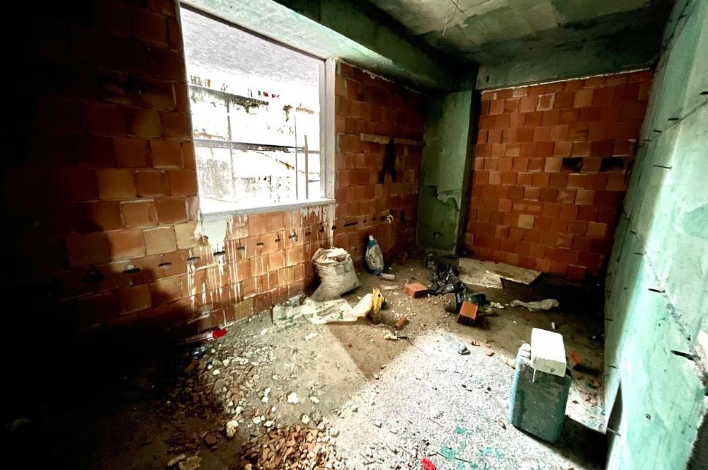 KÜÇÜKYALI'DA MERKEZİ KONUMDA 44M2 FIRSAT 1+1