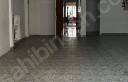 İSTİKLAL CADDESİ ÜZERİNDE TAKSİM MEYDAN'A YAKIN KİRALIK OFİS