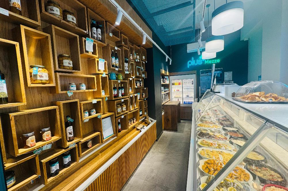 Caddebostan Plaj Yolu'nda 40m² Prestijli Kiralık Dükkan