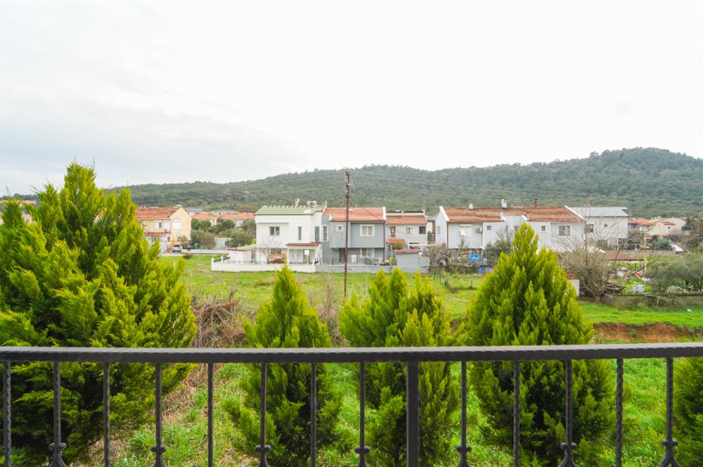 Ayvalık Sefa Çamlık'ta Satılık, 3+1, Taş Villa. Özel Mimari