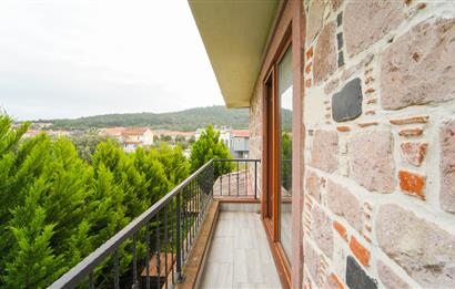 Ayvalık Sefa Çamlık'ta Satılık, 3+1, Taş Villa. Özel Mimari