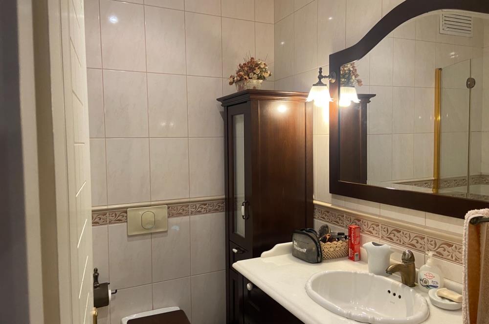 ALTUNİZADE MESA AVRUPA KONAKLARINDA 4+1 KİRALIK DAİRE