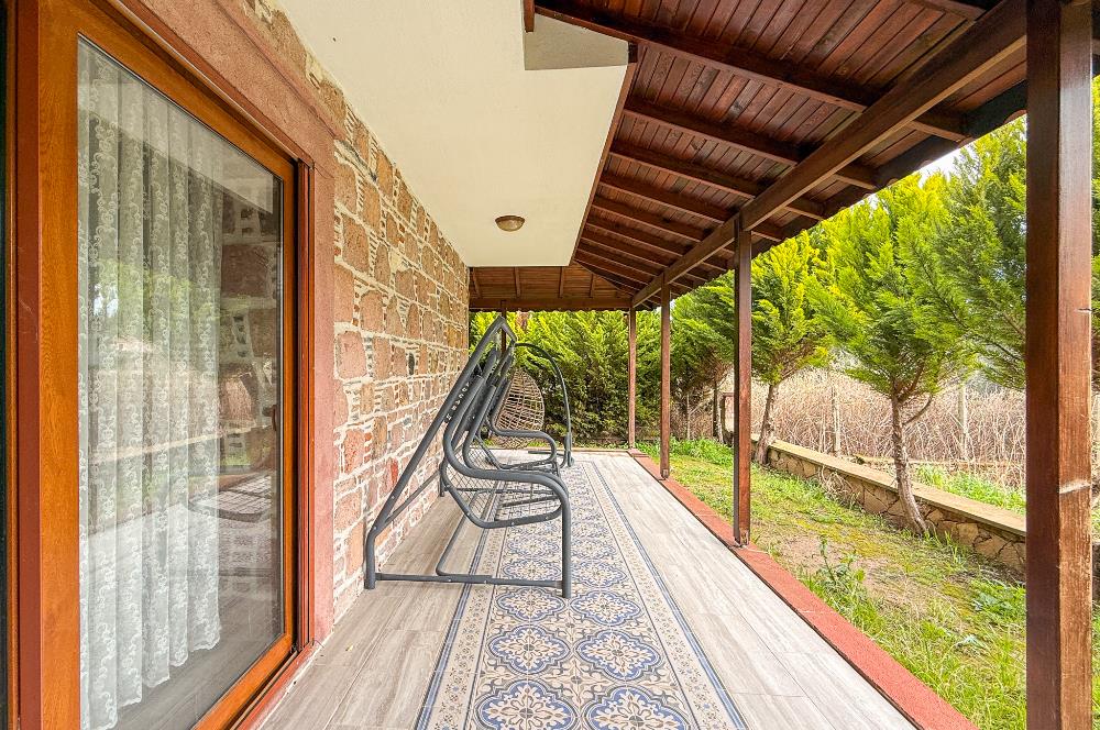 Ayvalık Sefa Çamlık'ta Satılık, 3+1, Taş Villa. Özel Mimari