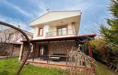 Ayvalık Sefa Çamlık'ta Satılık, 3+1, Taş Villa. Özel Mimari