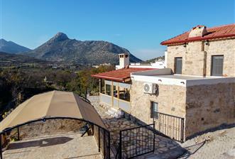 Karakteri Korunarak Restore Edilmiş Müstakil Taş Ev - 4 - 32138