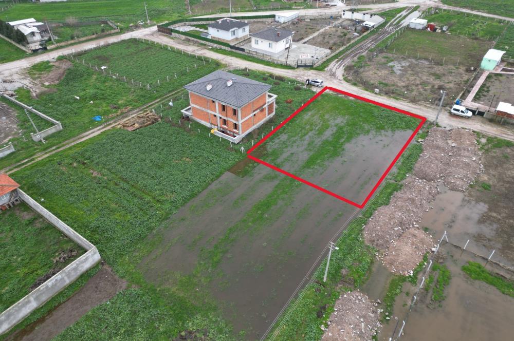 KÖYLÜ KÖYÜ'NDE 750M2 YATIRIMLIK ARSA C21BAL'DAN